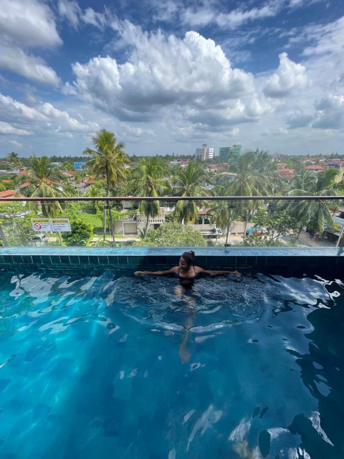 Penton45 - Luxury Penthouse Apartment Negombo Extérieur photo