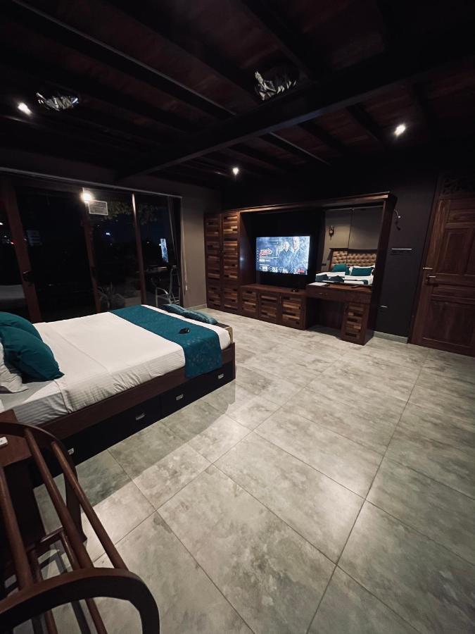 Penton45 - Luxury Penthouse Apartment Negombo Extérieur photo